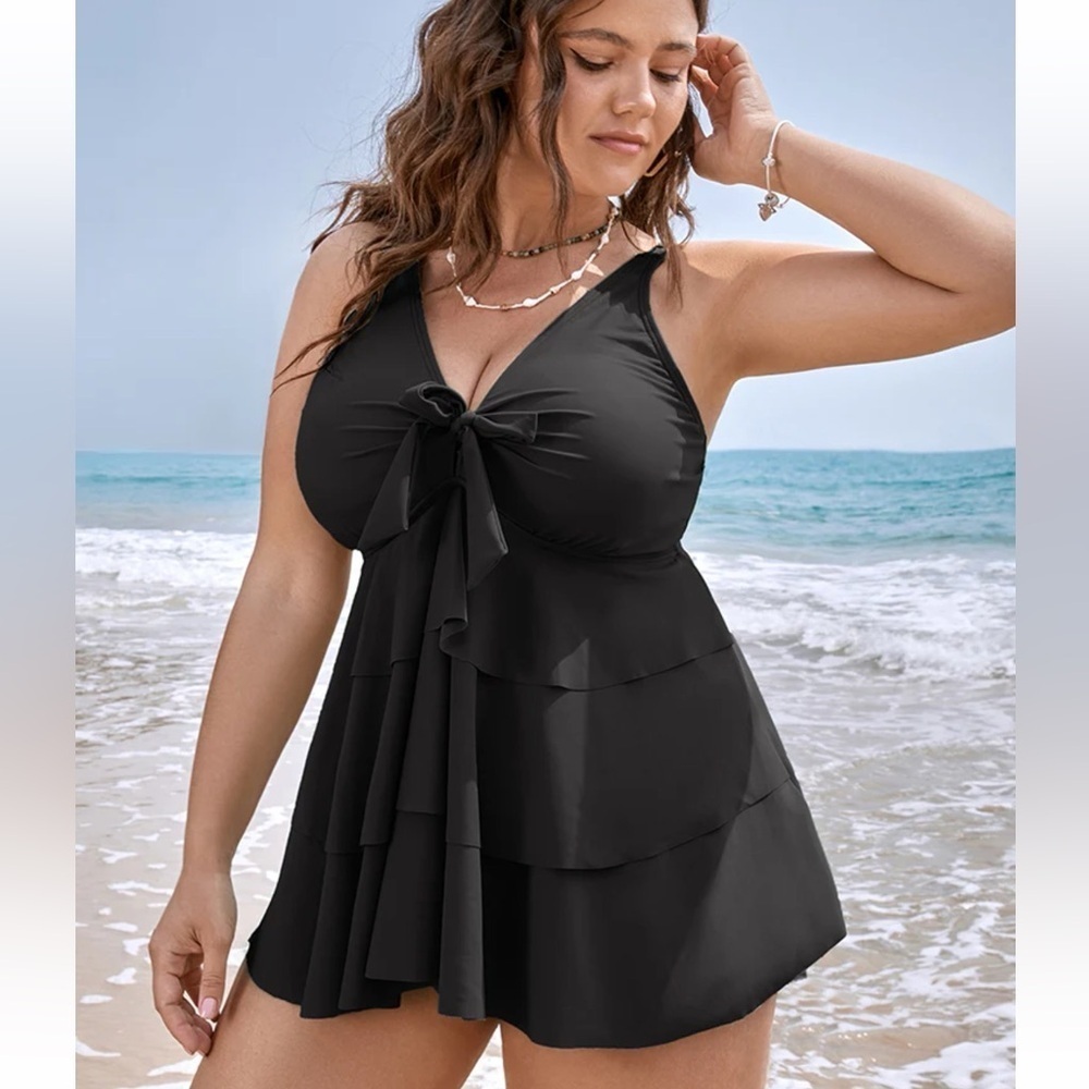 BloomChic Plus Size 2XL Knotted Front Ruffle Tiered Tankini Top us18-20